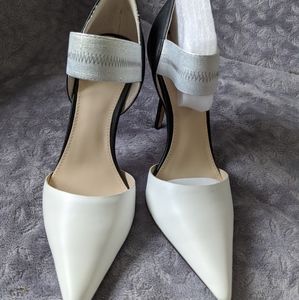 Victoria's Secret size 7.5 stiletto